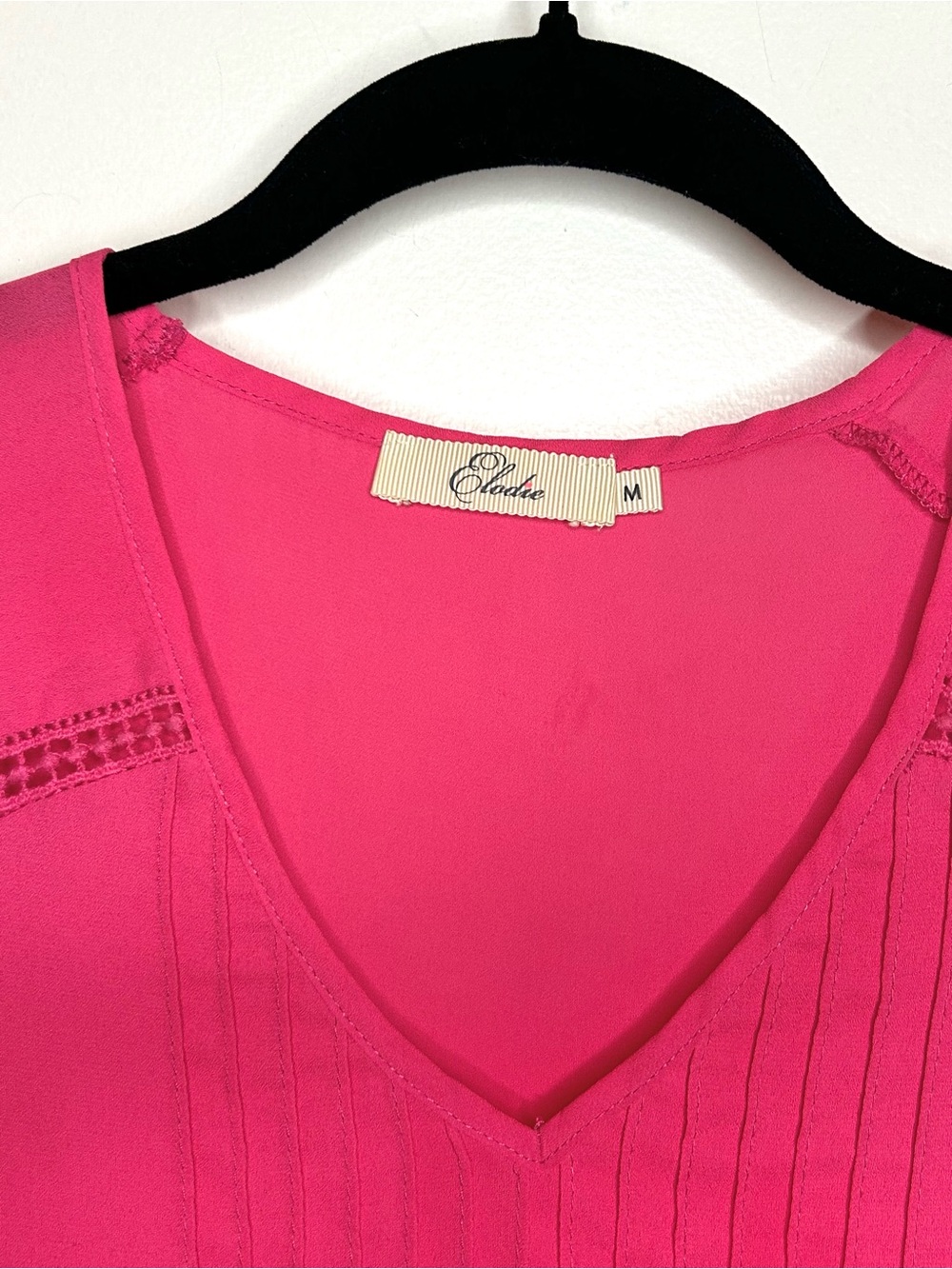 Anthro Elodie Hot Pink V-Neck Sleeveless Blouse Pintuck Crochet Trim Top M - Picture 10 of 15